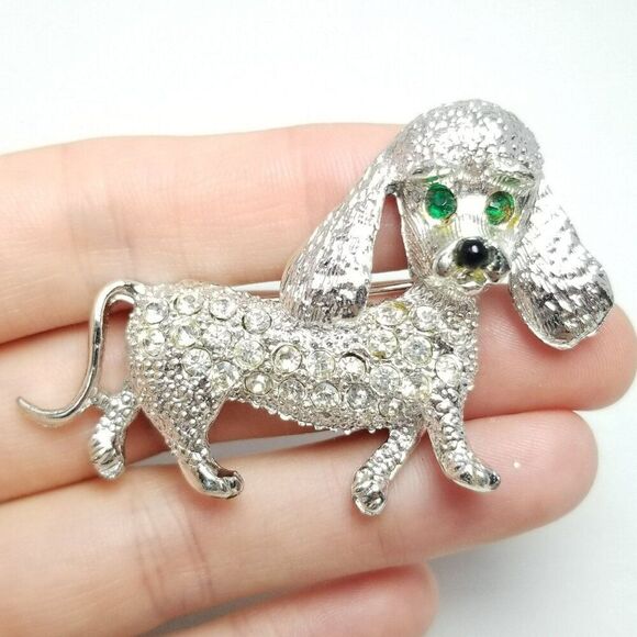 Vintage Sassy Rhinestone Dog with Green Eyes, Silver Tone, Retro 60s Style - Picture 1 of 6